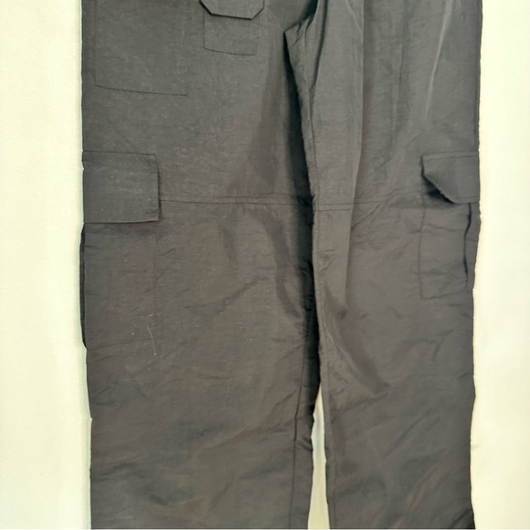 Know One Cares | Nylon Cargo Pants In Black Size Large - Picture 4 of 8